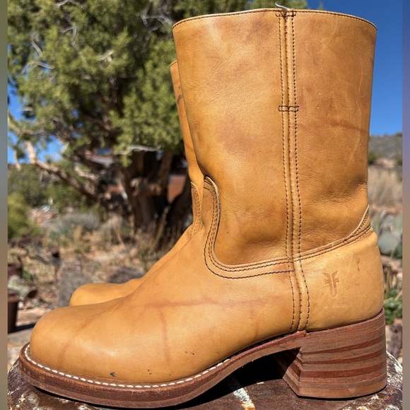 FRYE Campus 10L Short Boots In Banana Vintage - Picture 3 of 16